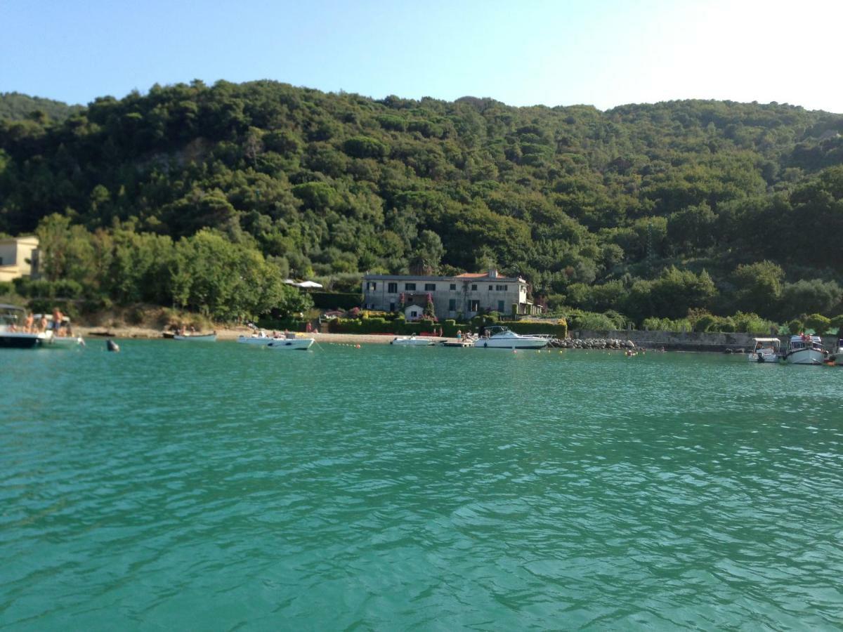 Minisuite Леричи Экстерьер фото
